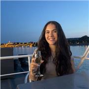 Imparto clases de matemáticas, ya tengo experiencia con amigos y familiares, no de forma oficial, pero con buenos resultados